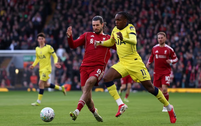 Liverpool Denied Victory as Tottenham Snatch 1–1 Draw Late On