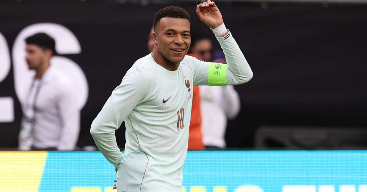 France Beat Brazil 2-1 with 10 Men as Mbappe and Ekitike Shine