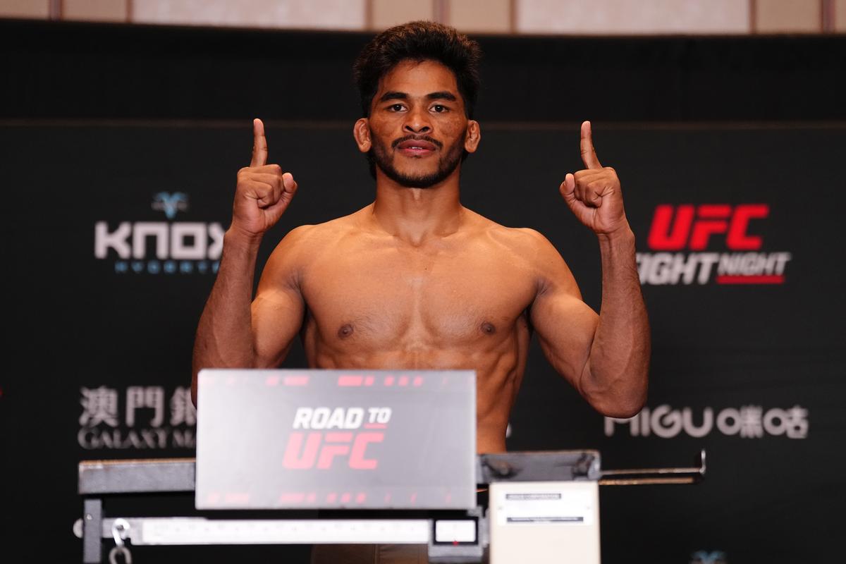 Rabindra Dhant Makes History: First Nepali Fighter to Win at Road to UFC Season 5