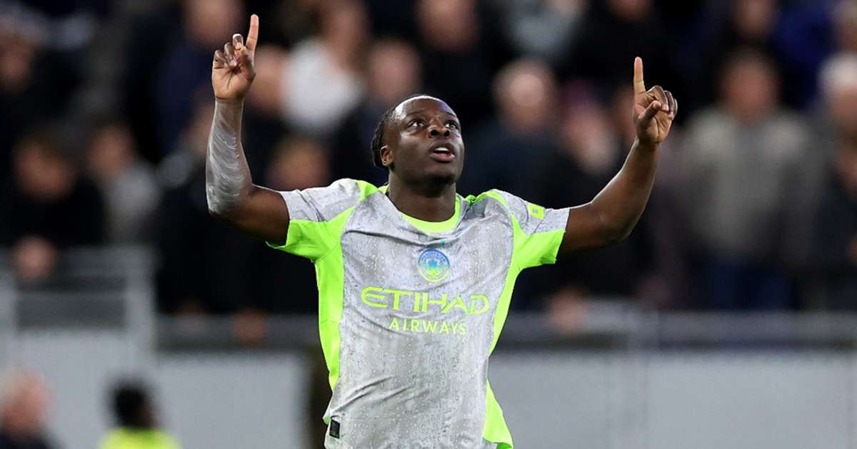 Manchester City Rescue Crucial Point in Stunning 3-3 Draw Against Everton